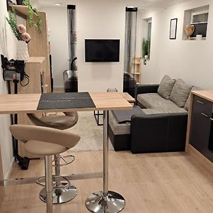 Standard Zimmer mit zwei Einzelbetten